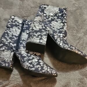 Floral Patterned Women's Ankle Boots Womens Size 10